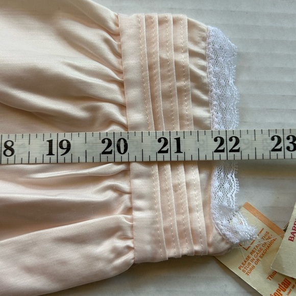 Barbizon VTG Satin Baby Pink Nightgown  Floral Embroidery MED NWT - Picture 9 of 10